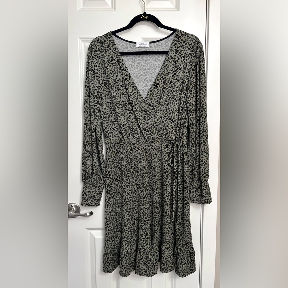 Kaileigh Floral Long Sleeve Dress NWOT